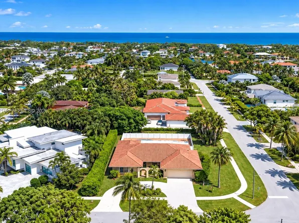 820 NE 4th Ave, Boca Raton, FL 33432
