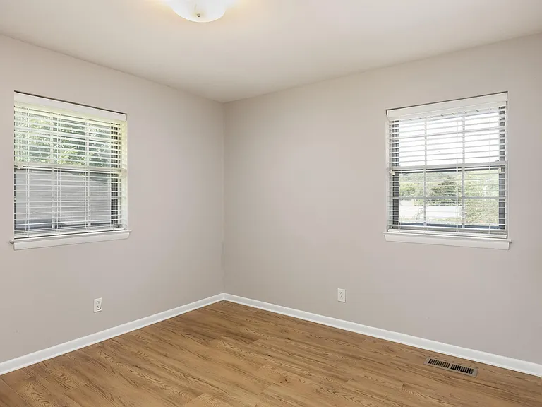 3699 Tacoma Ave — Photo 26
