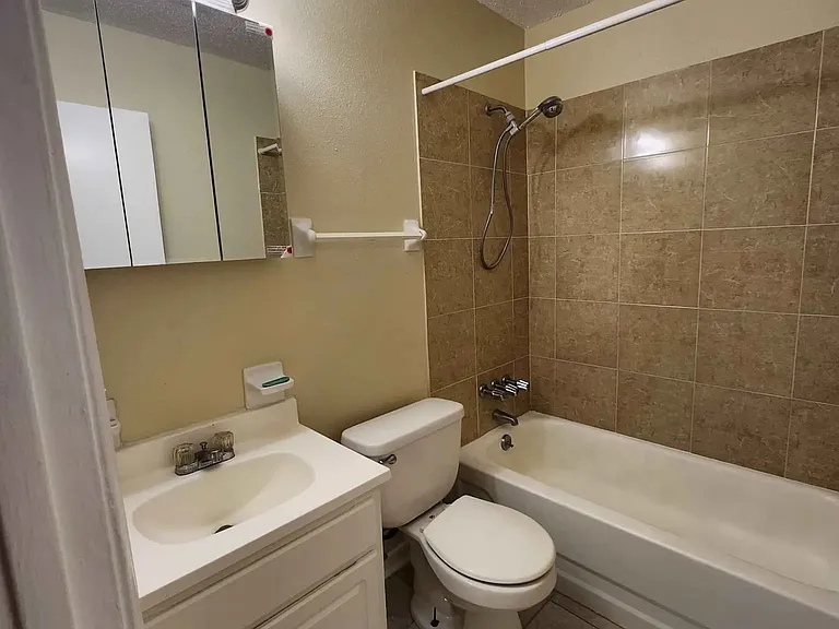 4329 Loire Dr — Photo 10