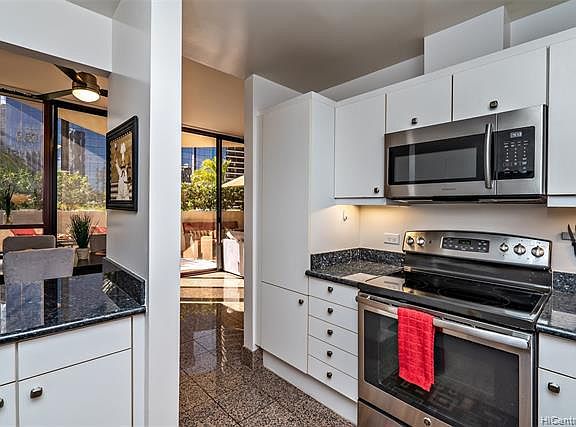 4th image of 725 Kapiolani Blvd APT 618