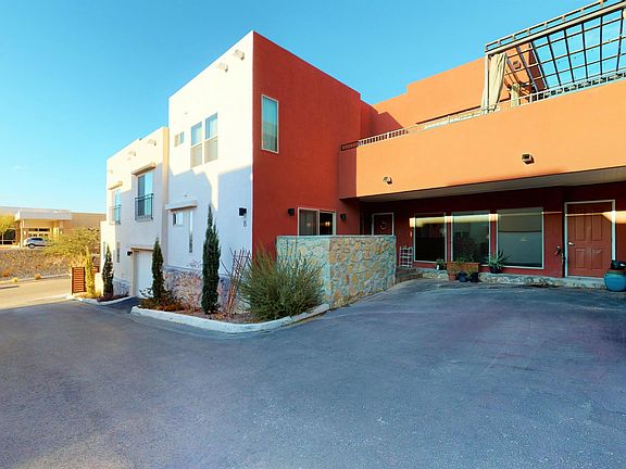 3rd image of 4004 Camelot Heights Dr #B