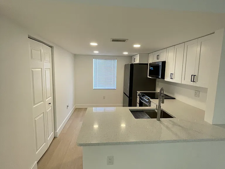 106 Palmetto Ct #106 — Photo 6
