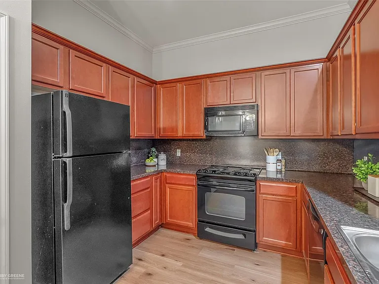 3303 Grand Lake Dr — Photo 9