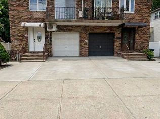 206-49 46th Rd, Bayside, NY 11361