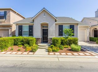 67 W Siena Ln, Clovis, CA 93619