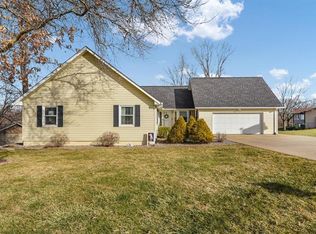 44 Durham Dr, Washington, MO 63090