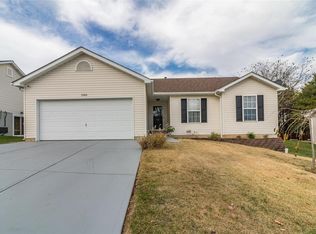 2305 W Ridge Dr, Festus, MO 63028