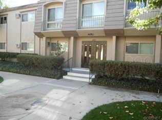 6031 Fountain Park Ln APT 4, Woodland Hills, CA 91367