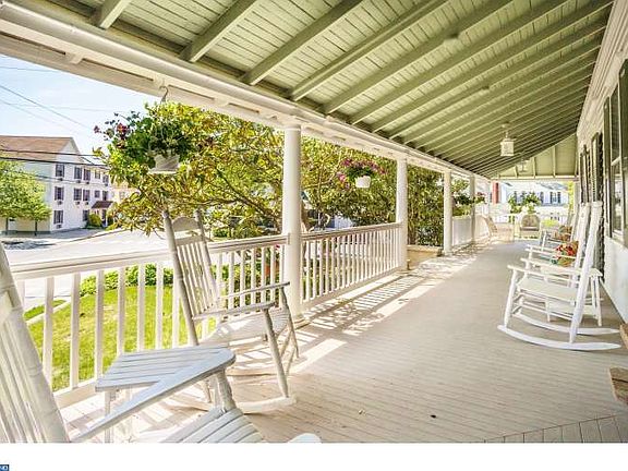 3rd image of 31 Olive Ave #31