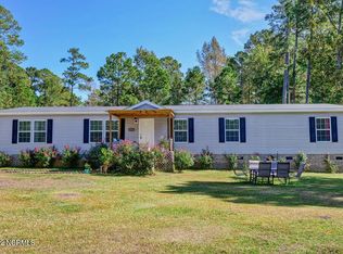 1523 Murphy Rd, Burgaw, NC 28425