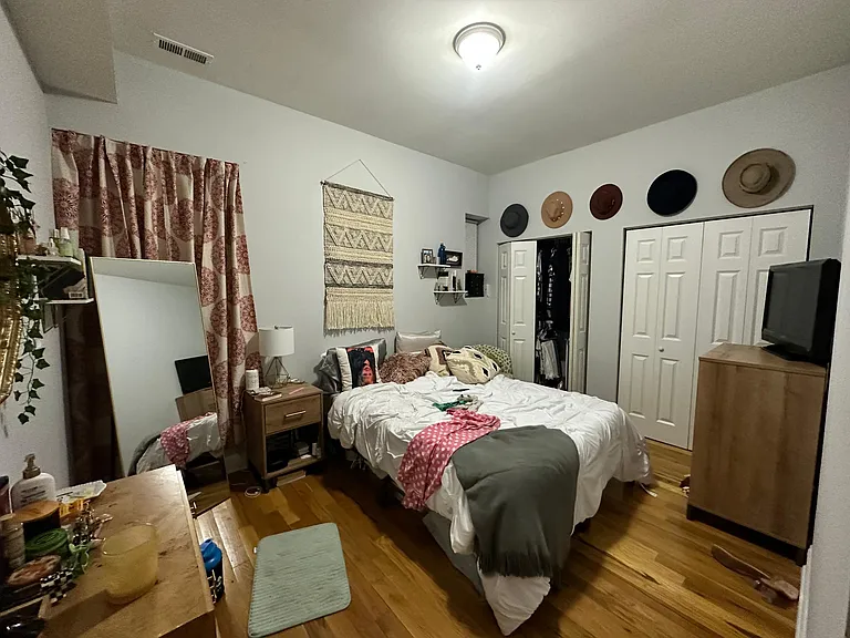 2402 N Kedzie Blvd #1 — Photo 14
