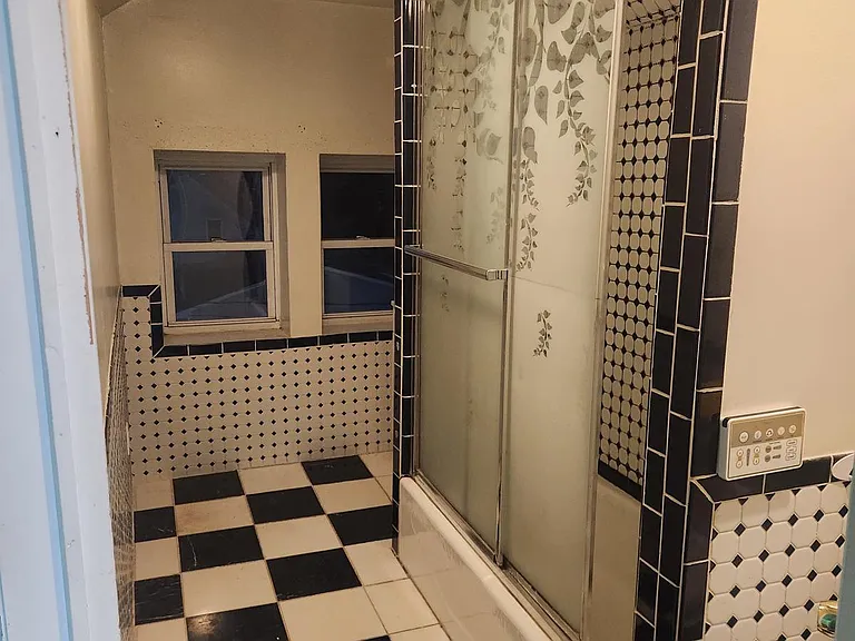 13 Daniel St #B — Photo 7