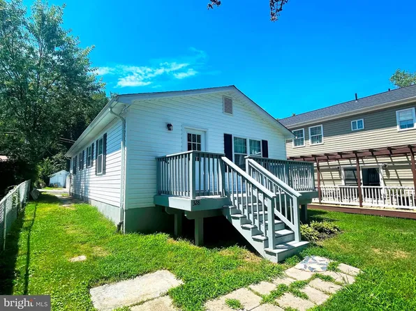 238 Macrae Ave, Prince Frederick, MD 20678