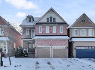 10 Oxfordshire St, Markham, ON L6C 2E1