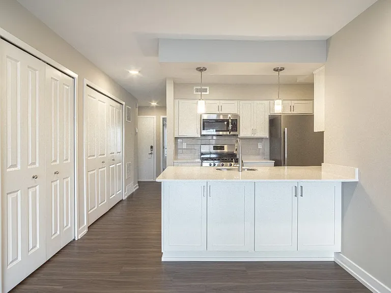 Upgraded Apartment (2022)