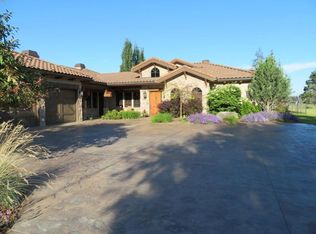 336 Chapman Ln, Bigfork, MT 59911