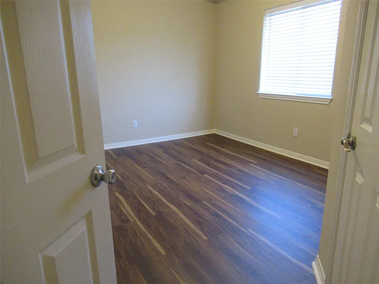 2405 Farragret Cv — Photo 14