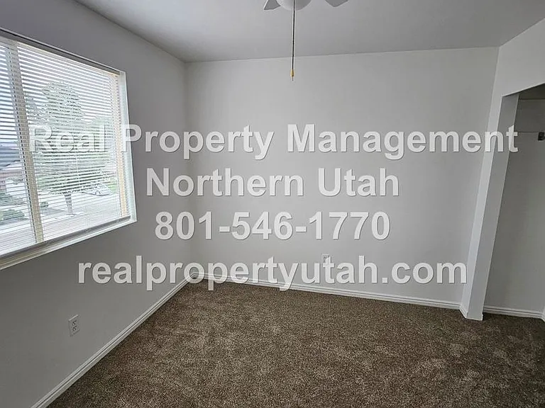 153 E 2400 S — Photo 14