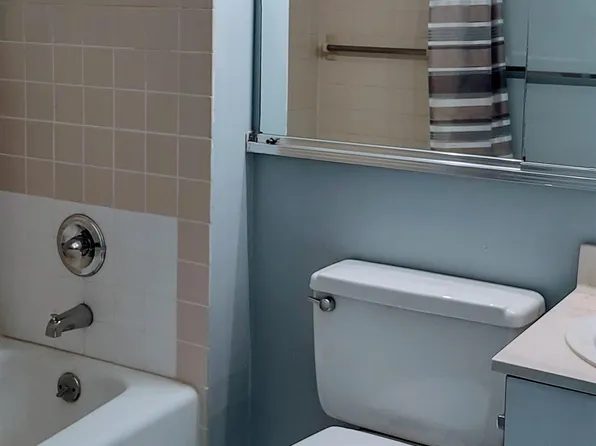 7002 Blvd East image 11 of 31