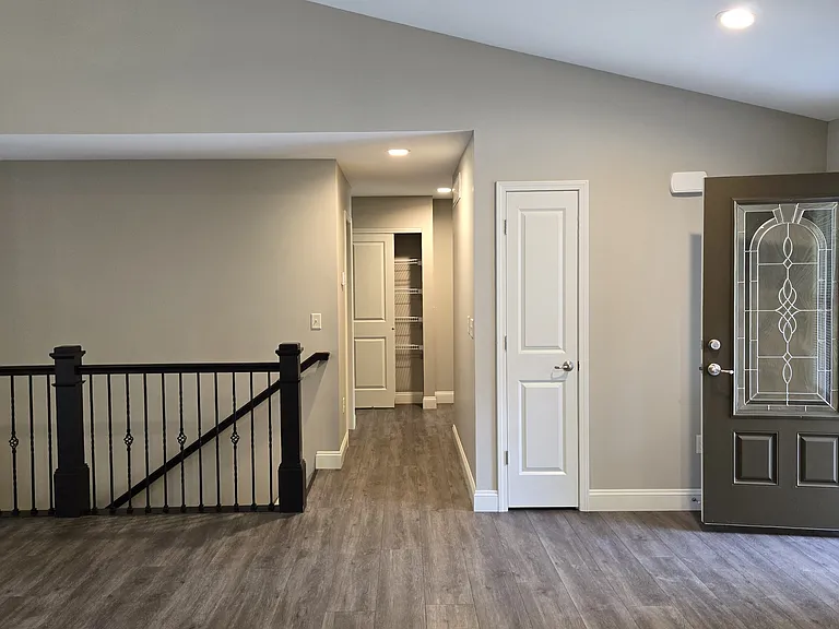 75 Lucinda Dr — Photo 11