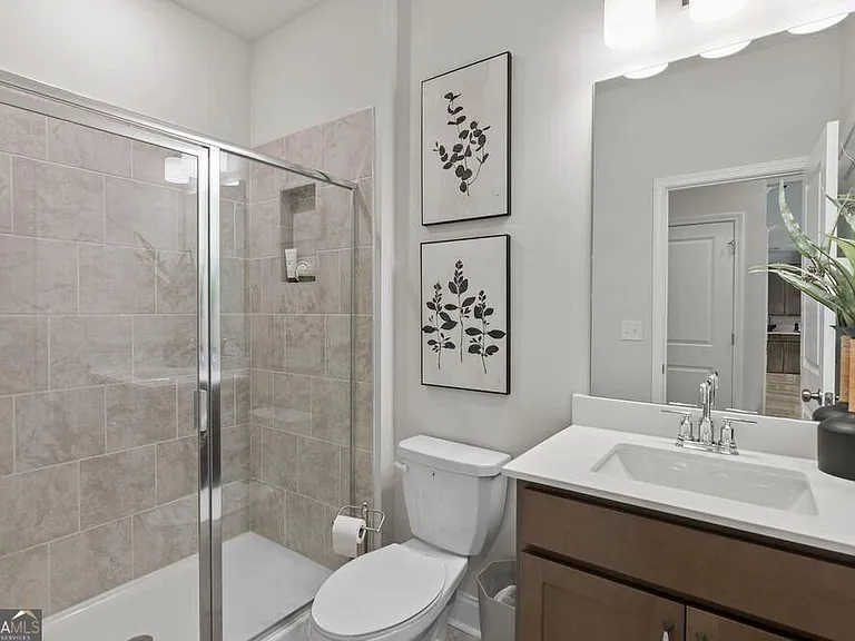 5015 Kennison Way — Photo 13
