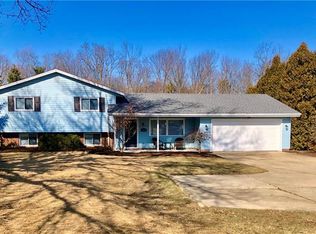 13838 Drake Rd, Strongsville, OH 44136