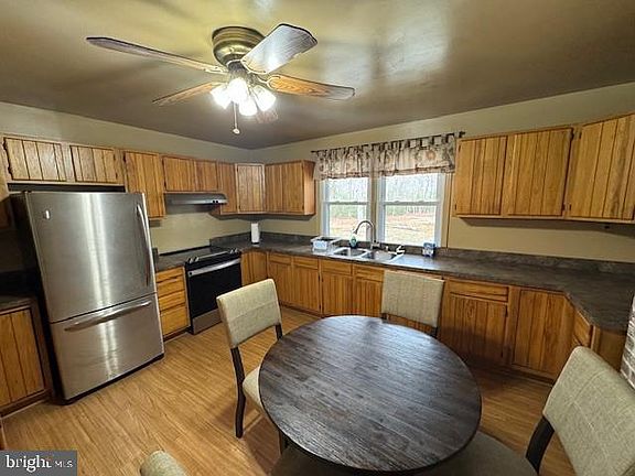 2nd image of 9285 Old Stagecoach Rd