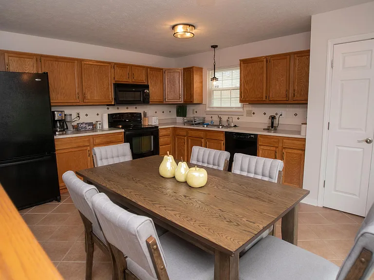541 E Pine Ridge Dr — Photo 10