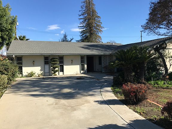 2nd image of 12455 Russell Ave