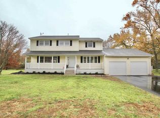 39 Butcher Rd, Monroe Township, NJ 08831