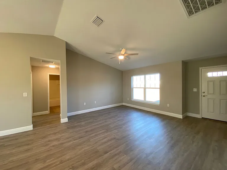 28 Juniper Dr — Photo 7