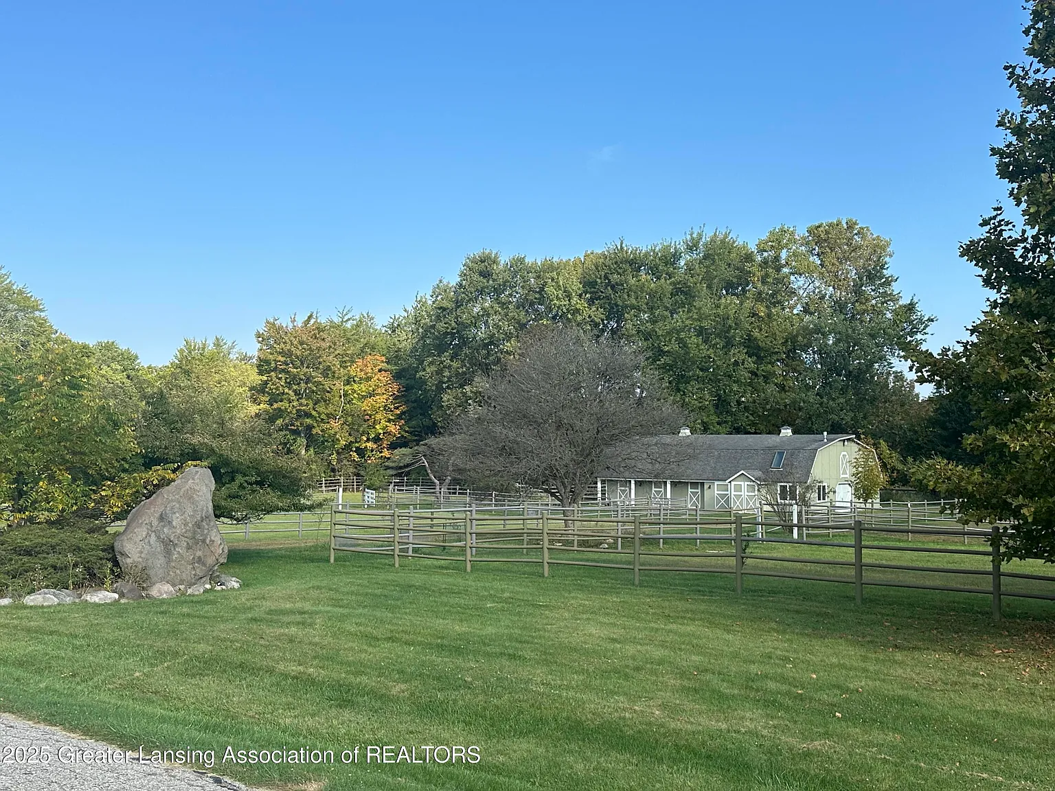 346 Wind N Wood Dr photo 1