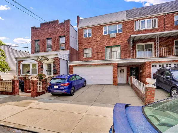 3075 48th St, Astoria, NY 11103