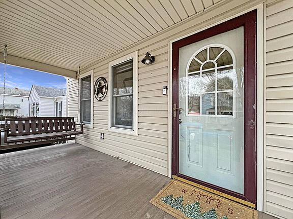 4th image of 328 Purvis Ave