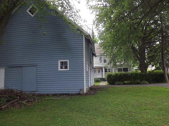 3rd image of 144 Main St