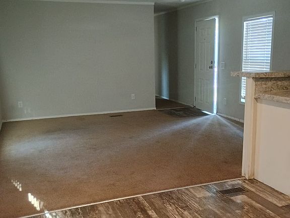 3rd image of 601 W 9th St Lot 11