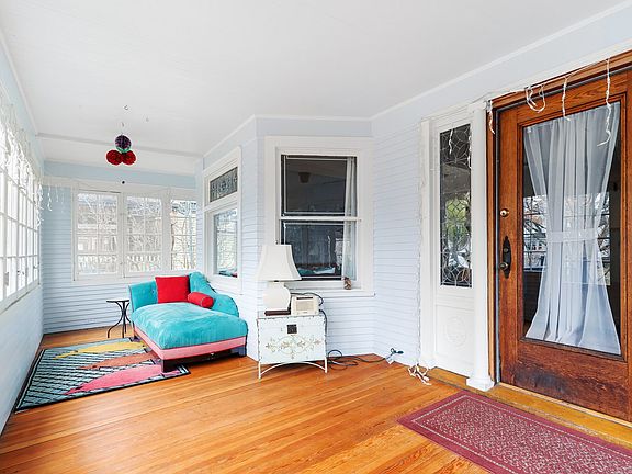 EnclosedPorch