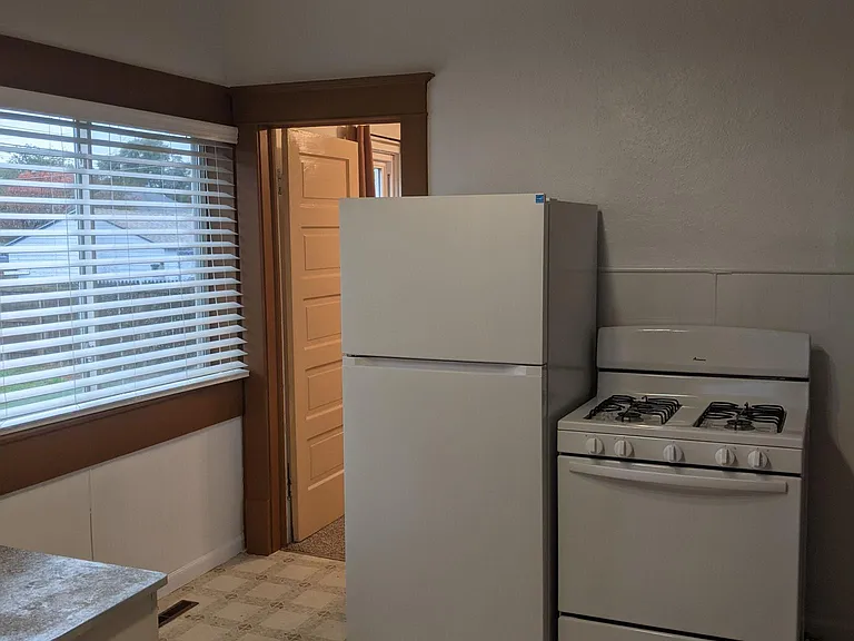 New fridge and gas stove!
