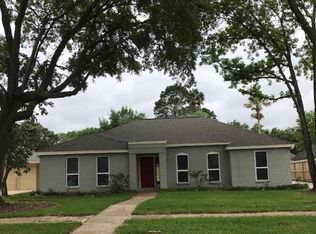 15711 Sandy Hill Dr, Houston, TX 77084