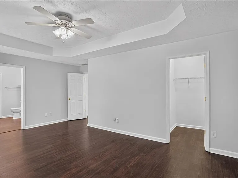 325 Shadowbrooke Cir — Photo 23
