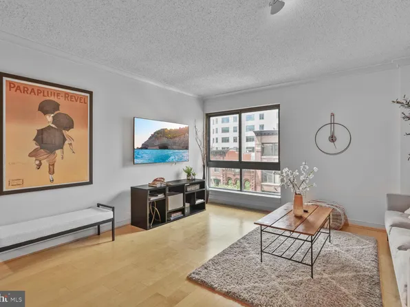 777 7th St NW APT 420, Washington, DC 20001