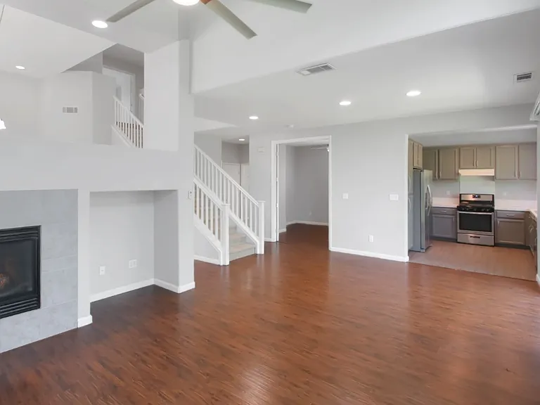 4137 Rogers Canyon Rd — Photo 9