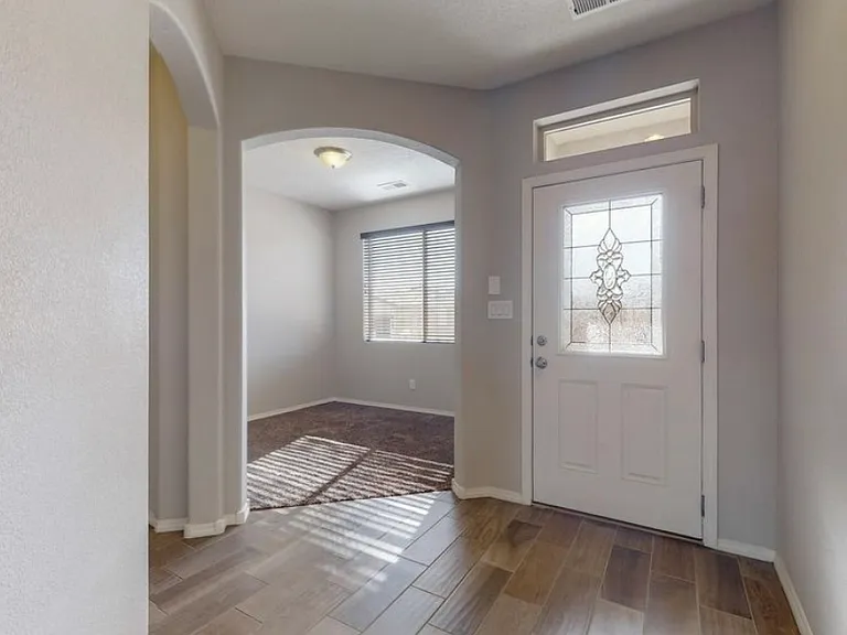 6727 Oro Valley Rd NW — Photo 3