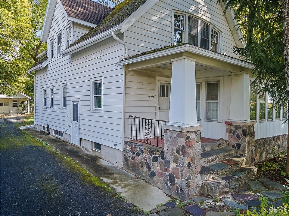 1st image of 229 Candee Ave
