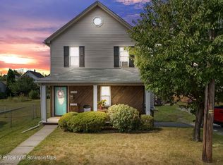 634 Bednar St, Dunmore, PA 18512