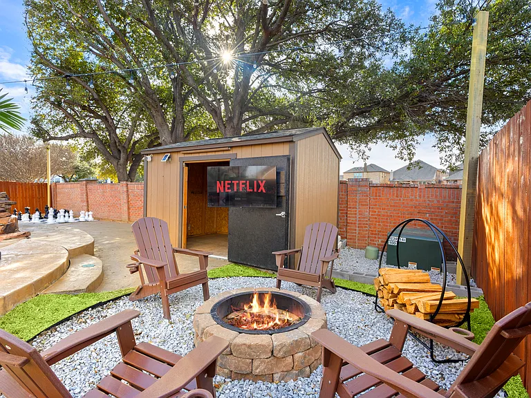 5717 Christy Ln — Photo 40