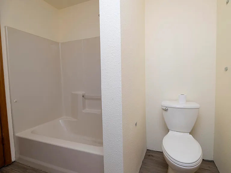 7900 E Saint Charles Rd — Photo 22