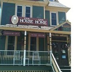 70 W Bridge St, Oswego, NY 13126