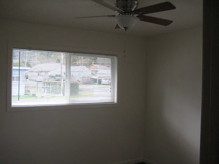 121 Long St #2 — Photo 5
