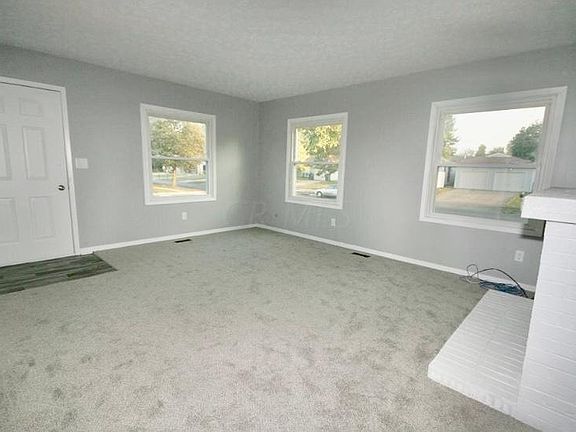 3rd image of 2360 Green Apple Ave